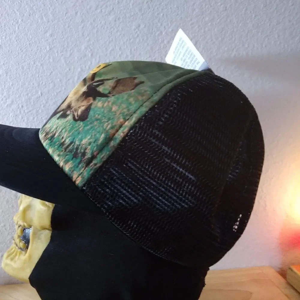 NWT Vintage Wyoming Moose Photo Snap Back Trucker Hat